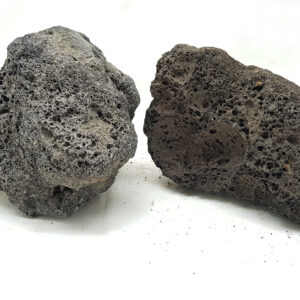 Piedra de lava negra - Image 3